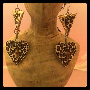 Long leopard print earrings